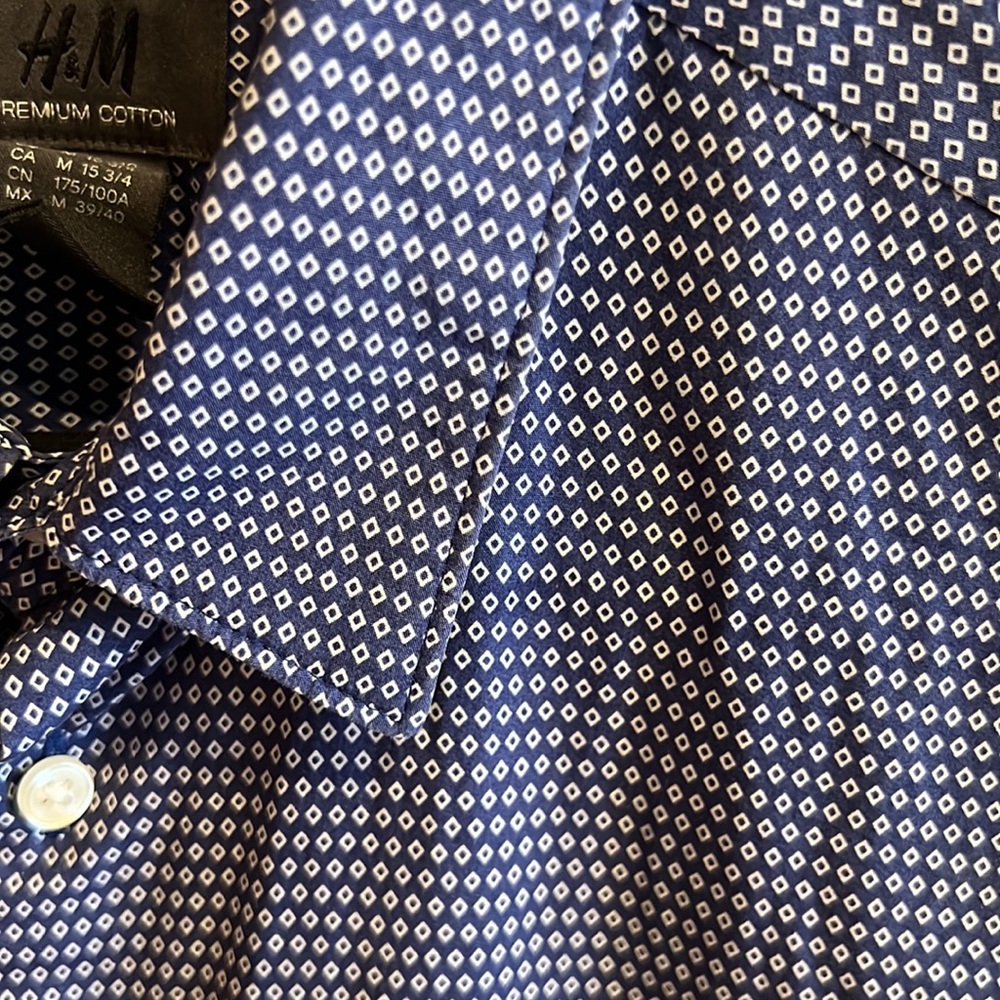 H&M Short Sleeve Button Down - image 6
